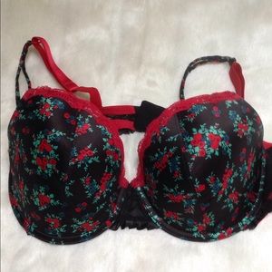 Jezebel Bra, black with floral print, size 36D.